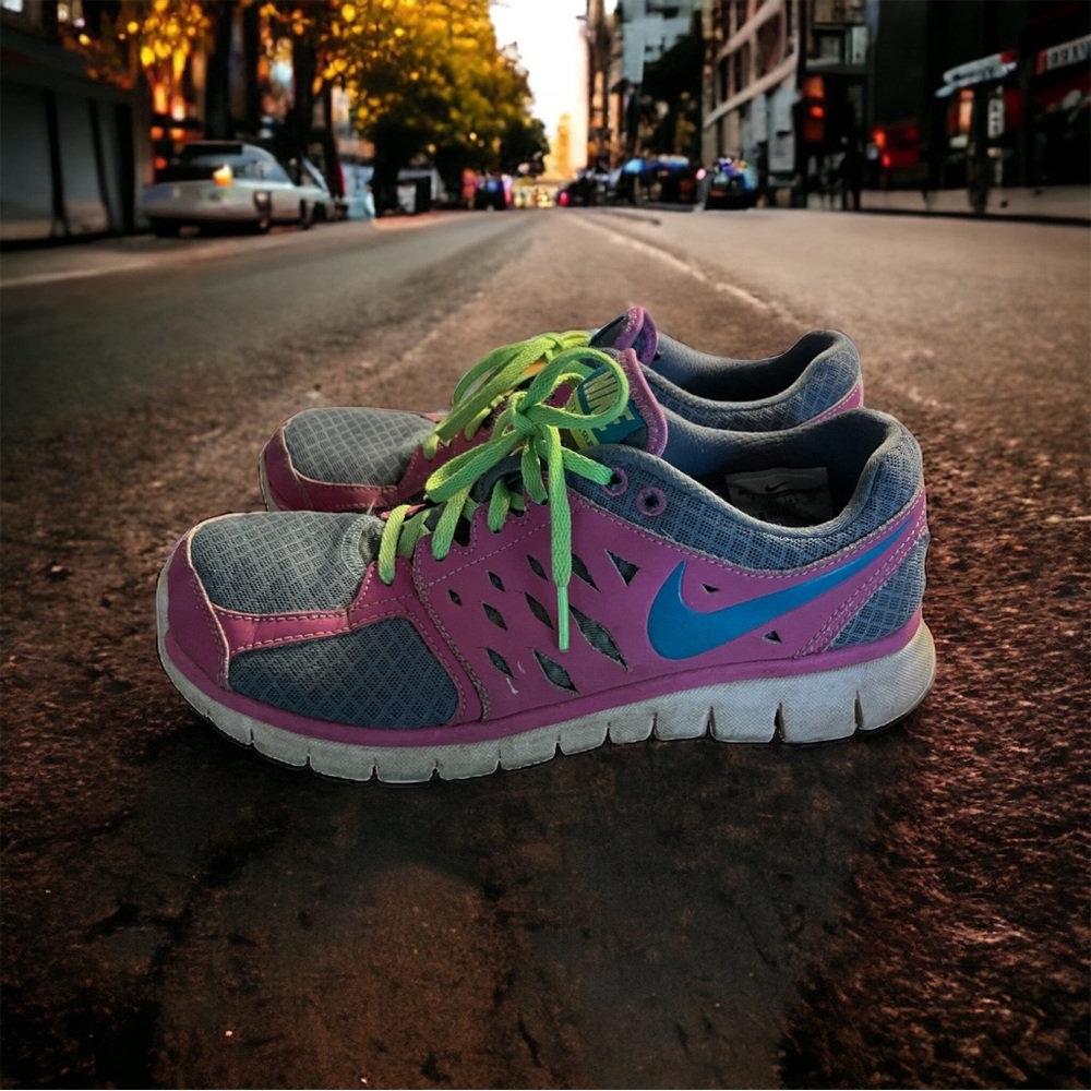 Nike Flex 2013 Run Athletic Lace Up Shoe Womens Size 9 Pink Gray 580440-400